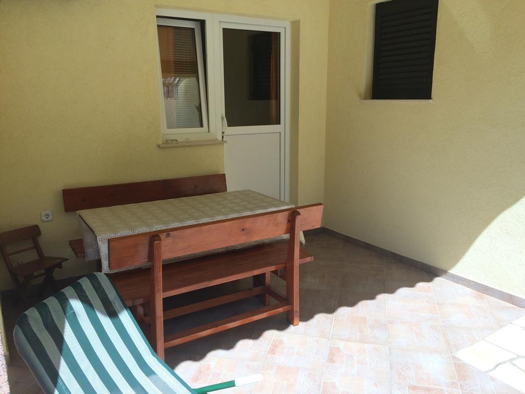 Apartment Kolundzic Novi Vinodolski Quarto foto