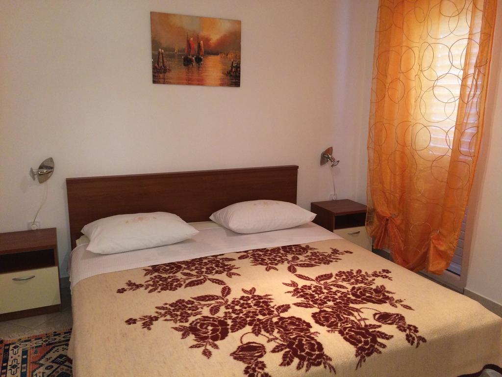 Apartment Kolundzic Novi Vinodolski Quarto foto