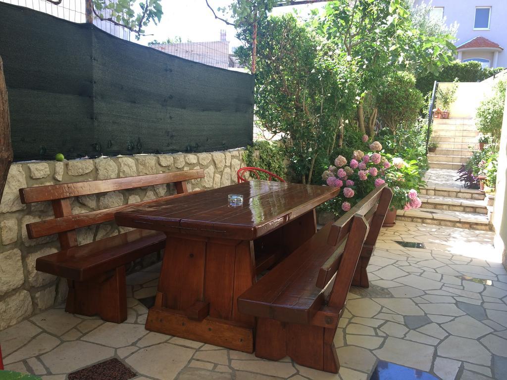 Apartment Kolundzic Novi Vinodolski Quarto foto