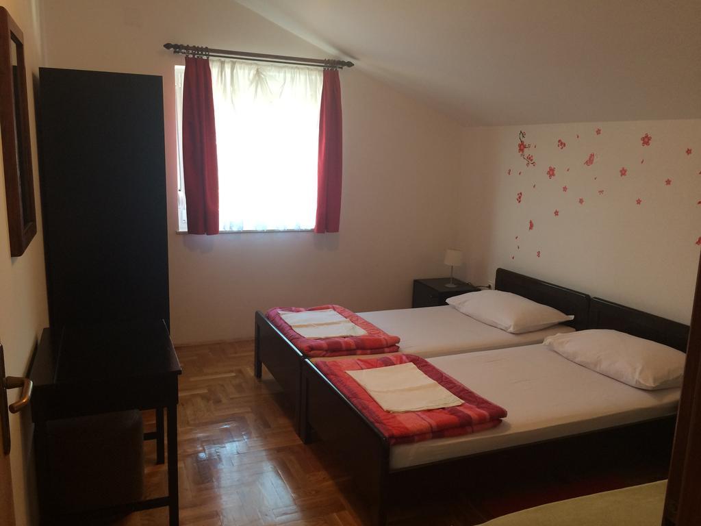 Apartment Kolundzic Novi Vinodolski Quarto foto